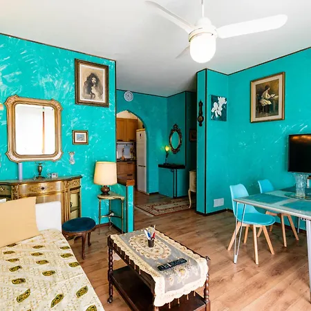 公寓 Garden And Sea By Interhome