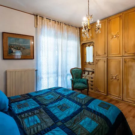 Garden And Sea By Interhome